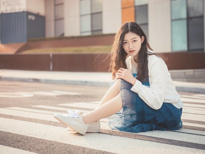 데님 미디 스커트